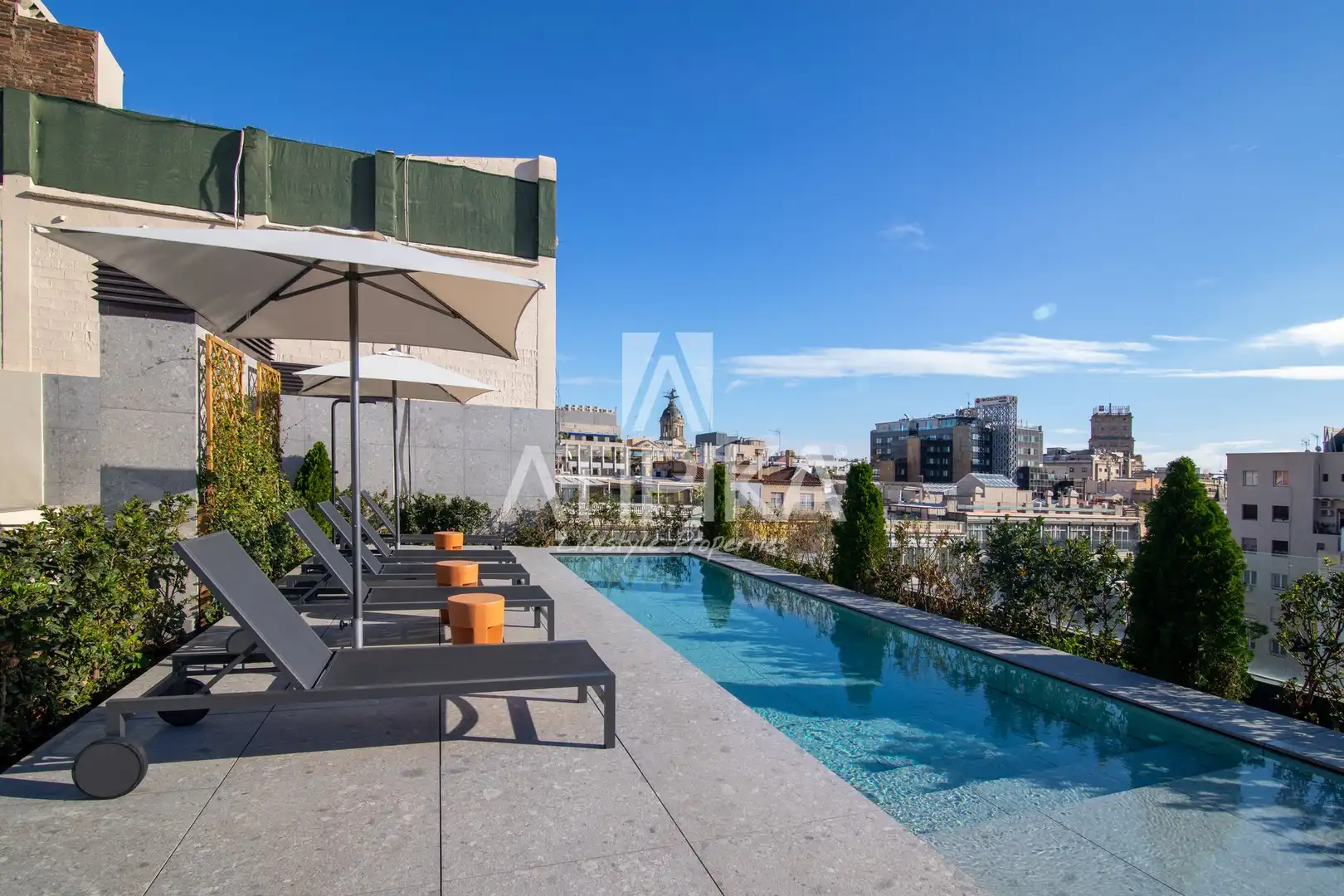 Flat with terrace to rent in Consell de Cent, imagen 9