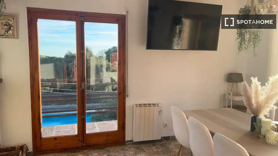 Room in Cànoves I Samalús