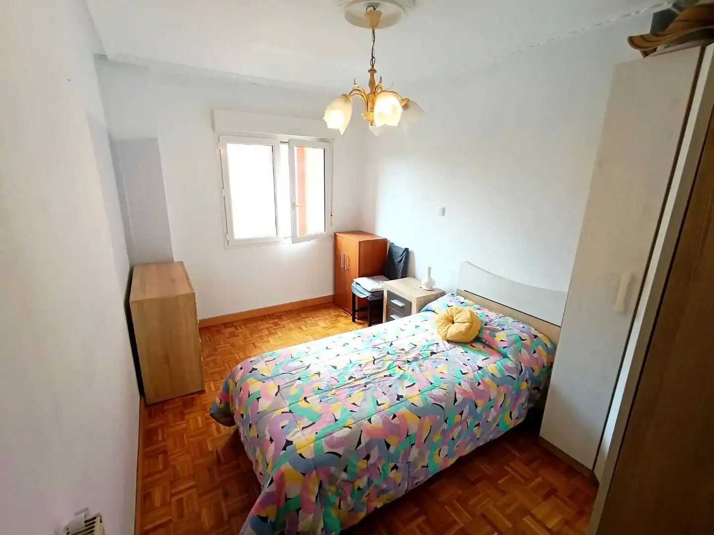 Habitación de Piso en venta en Gijón 