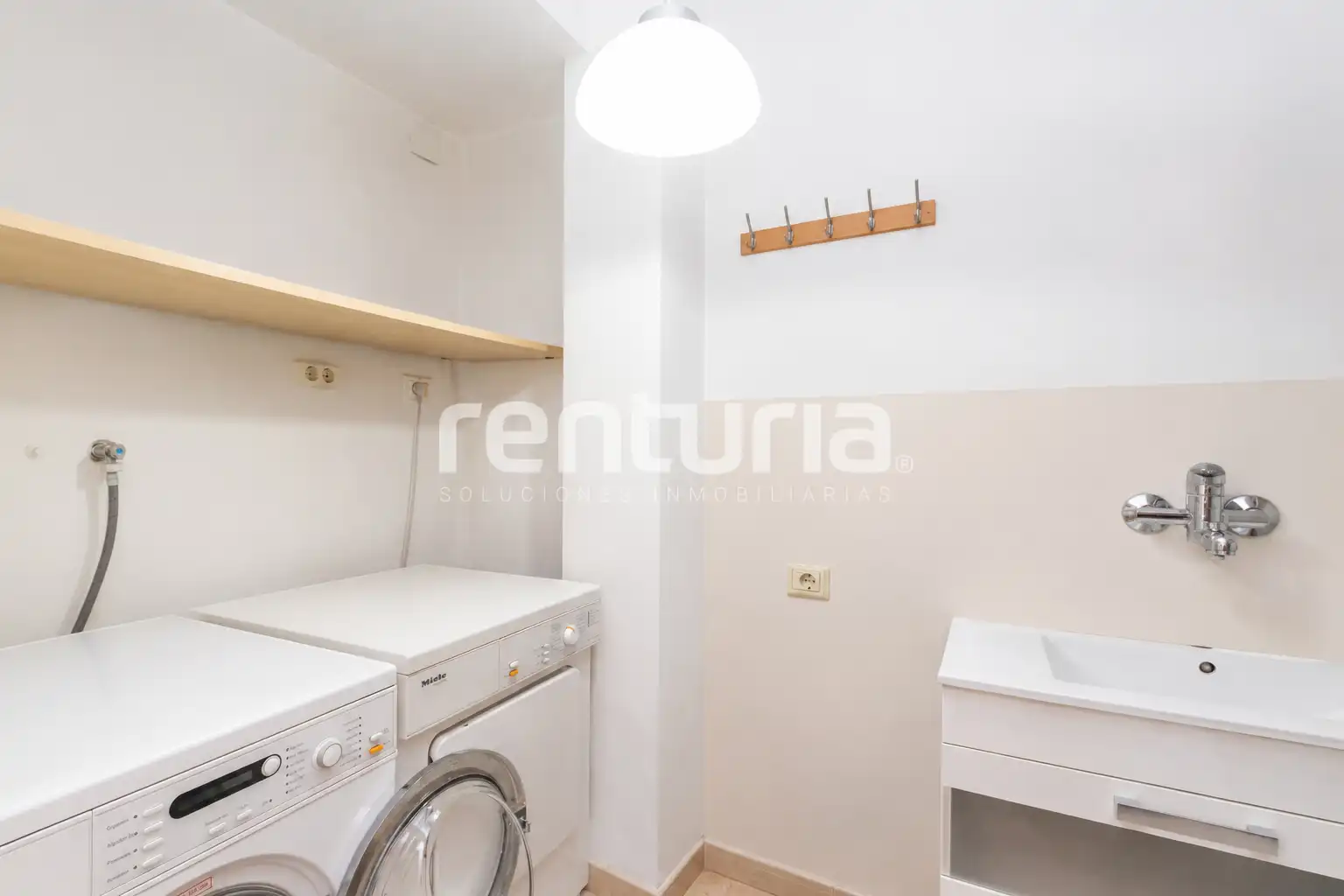 Bedroom of Houses for sale in Sagunto / Sagunt  with Air Conditioner, Heating and Private garden