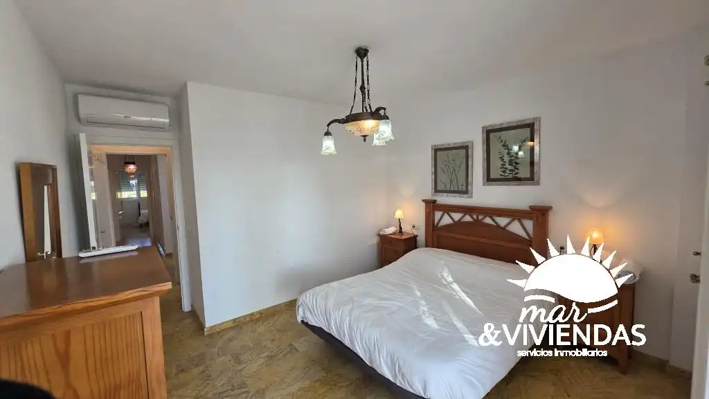 Habitación de Casa adosada en venta en Mojácar con Aire acondicionado, Calefacción y Jardín privado