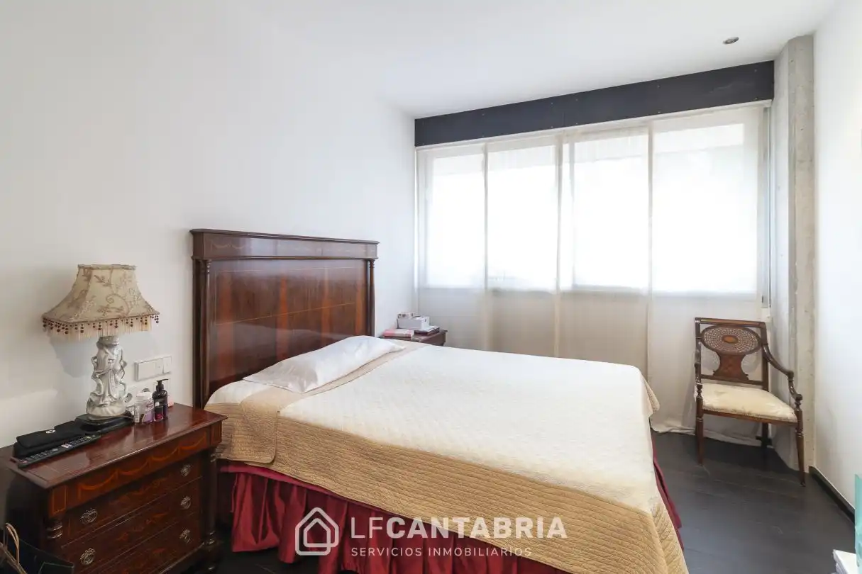 Bedroom of Flat for sale in Santander  with Heating, Private garden and Terrace