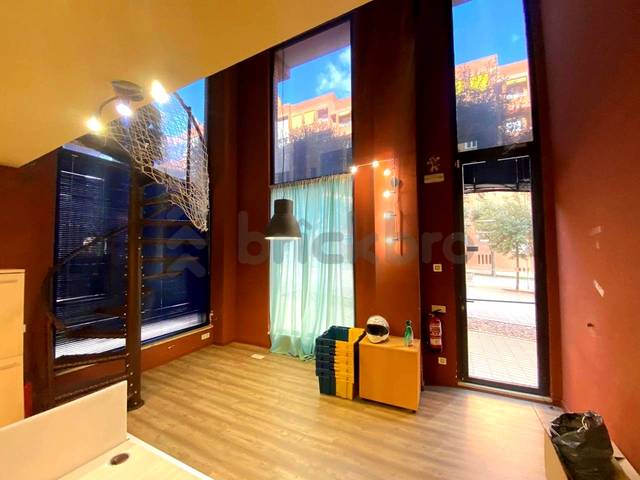 Local comercial en Venta en Carrer de Antoni Gaudí en Les Planes