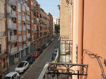 Exterior view of Flat to rent in  Valencia Capital  with Air Conditioner, Furnished and Washing machine