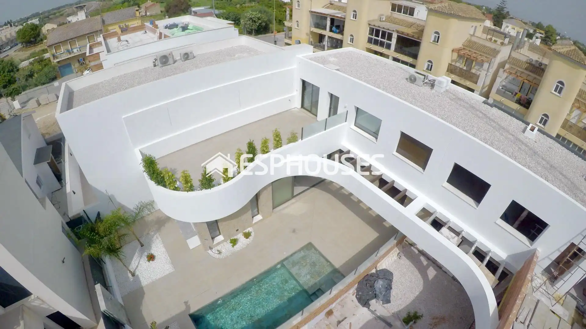 Vista exterior de Casa adosada en venta en Almoradí con Terraza, Piscina y Balcón