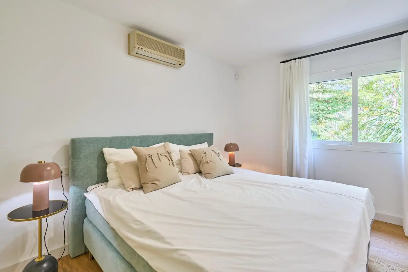 Dormitori de Casa o xalet en venda en  Palma de Mallorca amb Aire condicionat, Jardí privat i Parquet