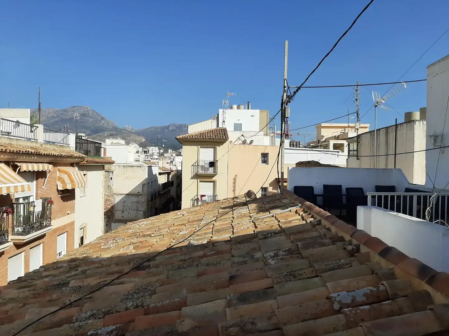 Vista exterior de Casa adosada en venda en Benidorm amb Aire condicionat, Calefacció i Moblat