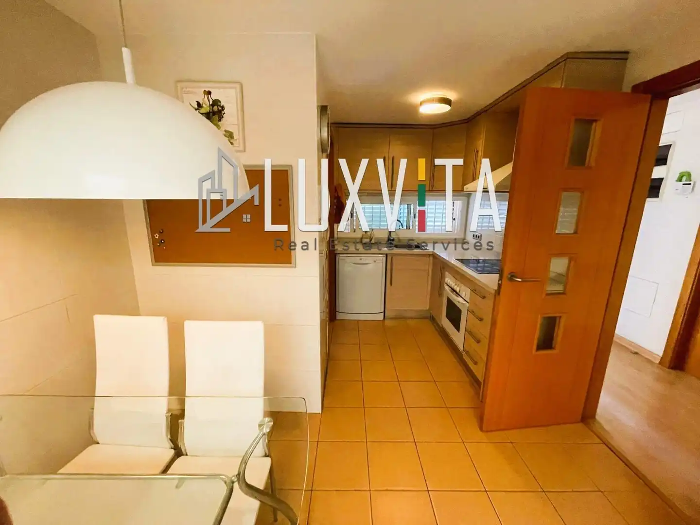 Cocina de Casa adosada en venta en Adeje con Aire acondicionado, Jardín privado y Terraza