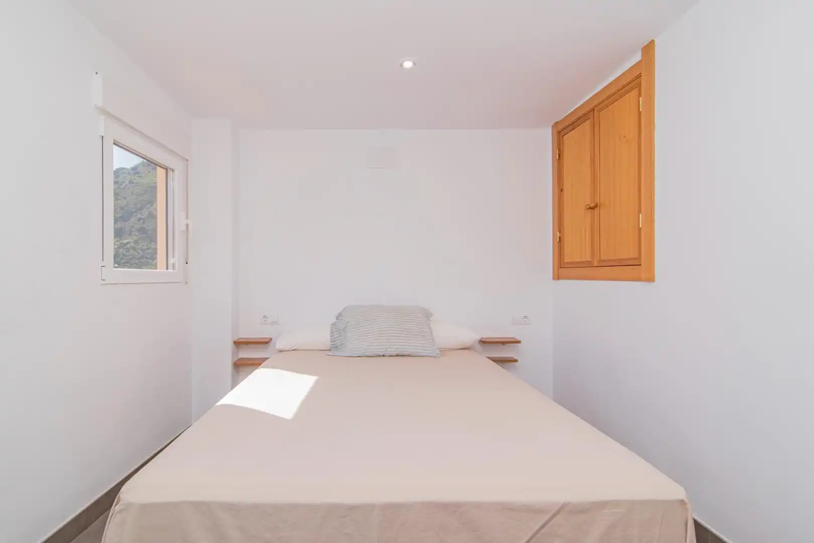 Habitación de Casa adosada en venta en Quéntar con Calefacción, Terraza y Trastero