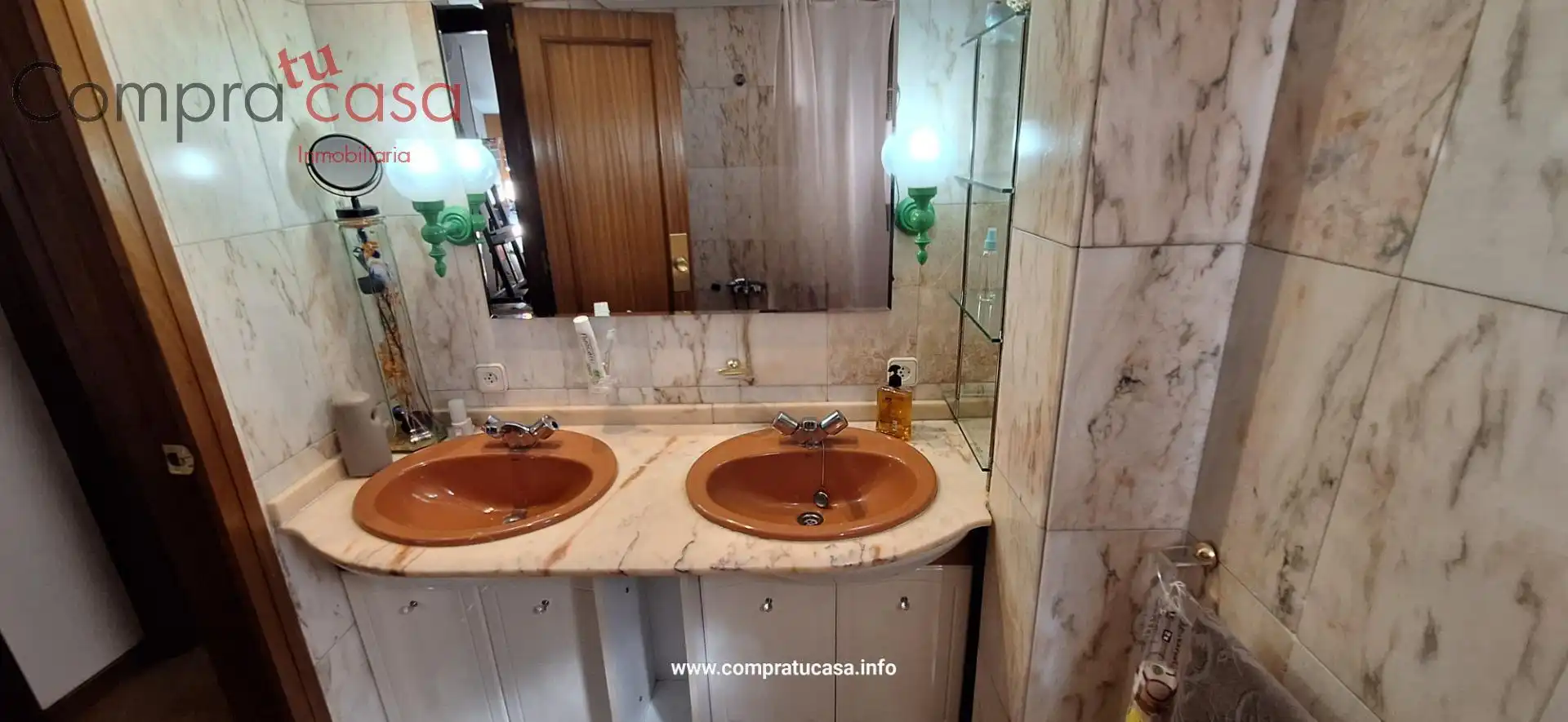 Bathroom of Attic for sale in Segovia  with Heating, Parquet flooring and Terrace