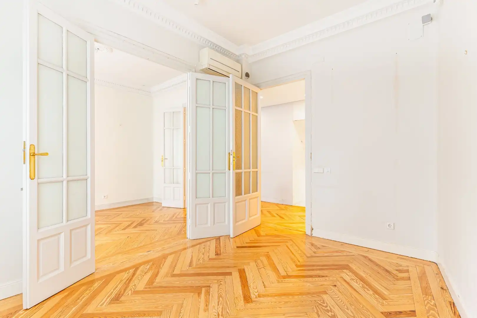 Wohnung zum Verkauf in Madrid mit Klimaanlage, Heizung und Abstellraum