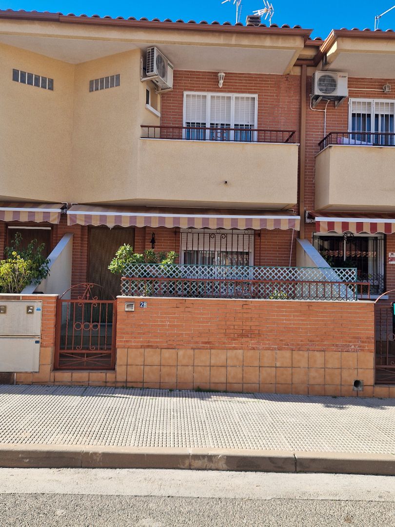 Vista exterior de Casa adosada en venda en  Murcia Capital amb Aire condicionat, Calefacció i Terrassa