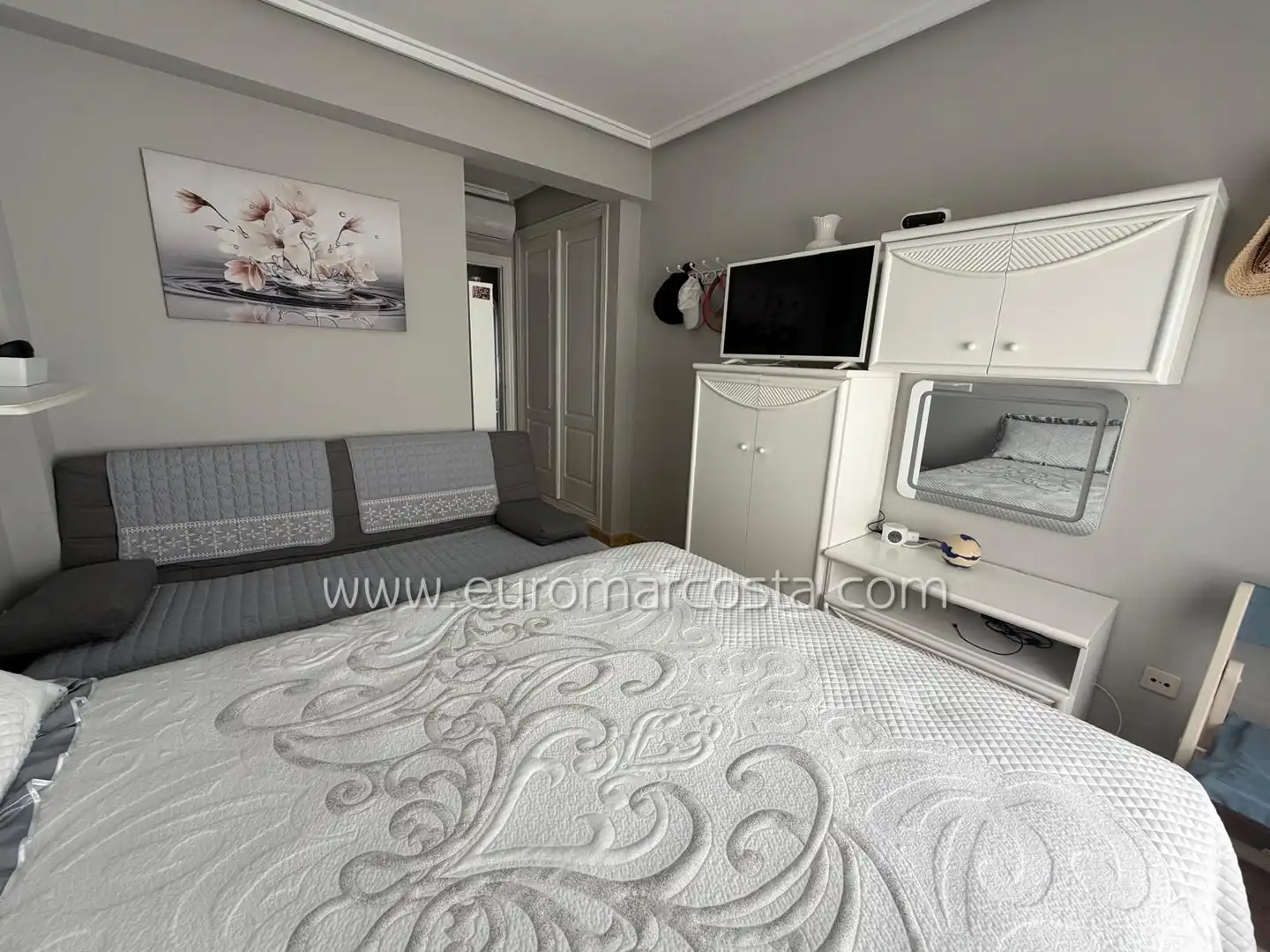 Bedroom of Flat for sale in Guardamar del Segura  with Air Conditioner, Heating and Terrace