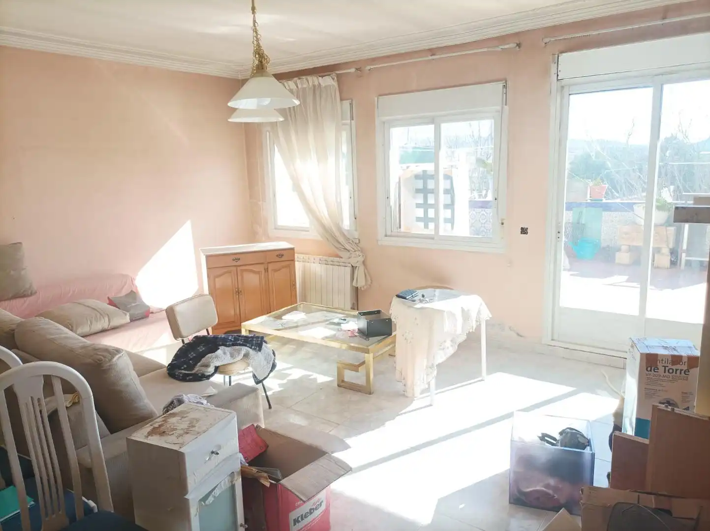 Sala d'estar de Casa o xalet en venda en Botorrita amb Terrassa i Moblat