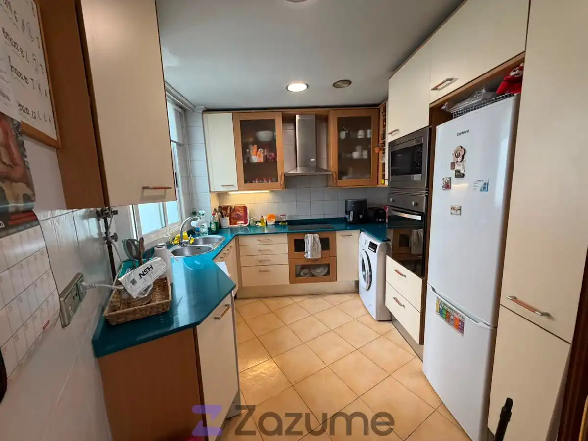 Cocina de Piso de alquiler en Valencia con Parquet, Amueblado y Horno