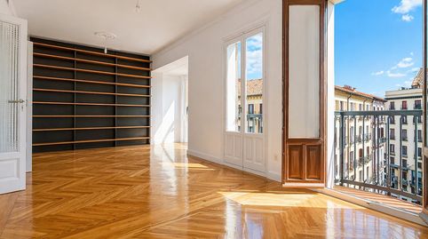 Foto 2 de Apartament en venda a Plaza de San Miguel, Palacio, Madrid Capital