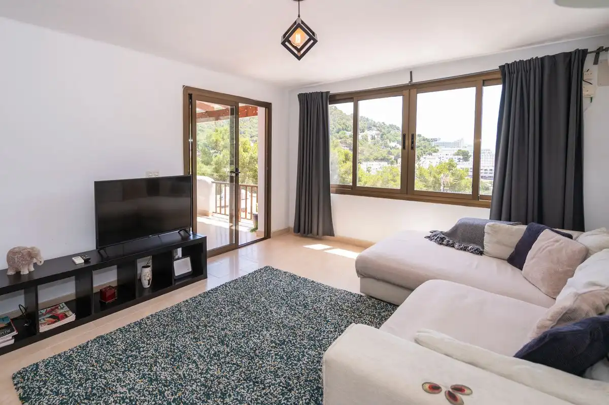Living room of Flat for sale in Santa Eulària des Riu  with Air Conditioner, Heating and Private garden