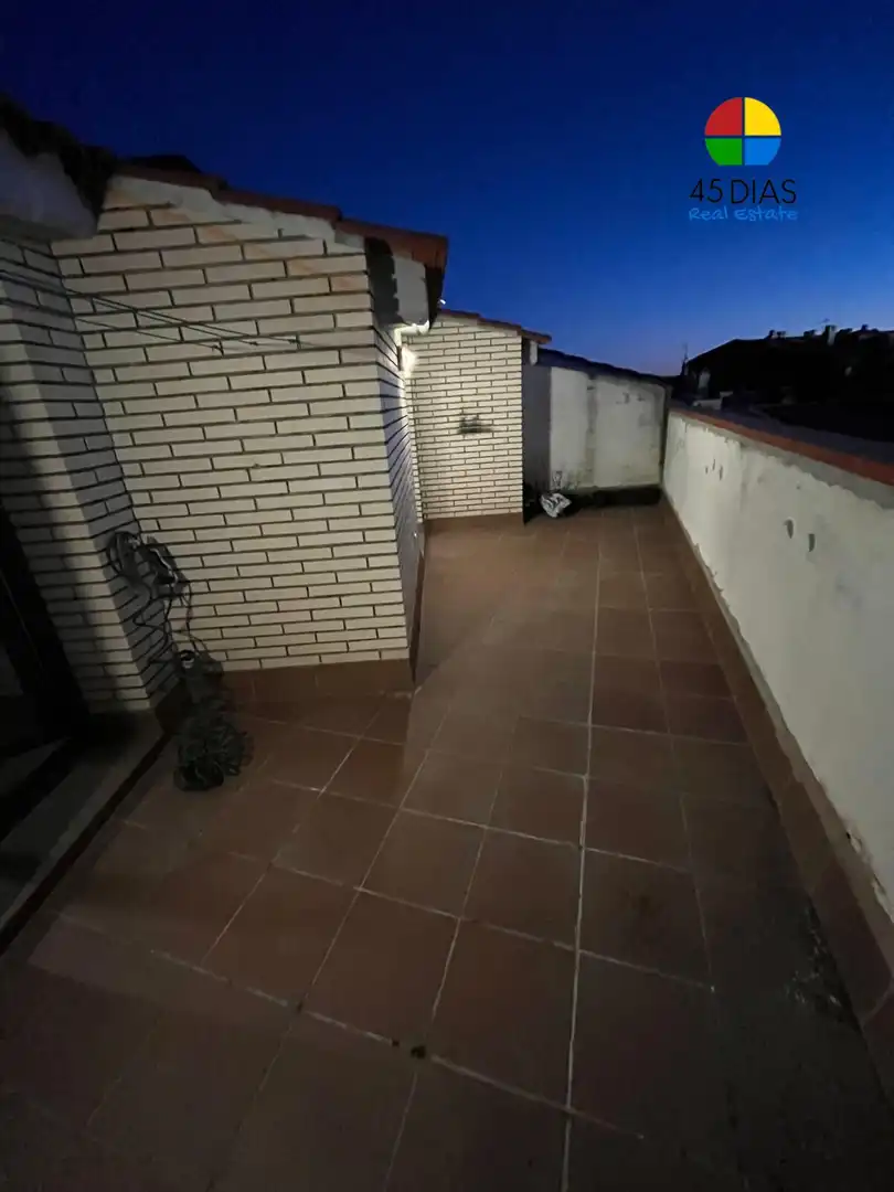 Dúplex con terraza en venta en Ca n'Oriol, imagen 2