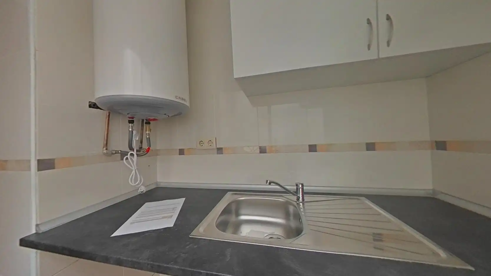 Cocina de Piso en venta en Madrid con Calefacción