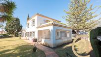 Jardí de Casa o xalet en venda en Marbella amb Aire condicionat, Terrassa i Piscina