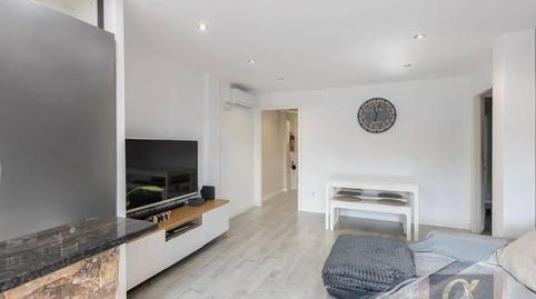 Foto 3 de Piso en venta en Rossello, Llefià, Badalona