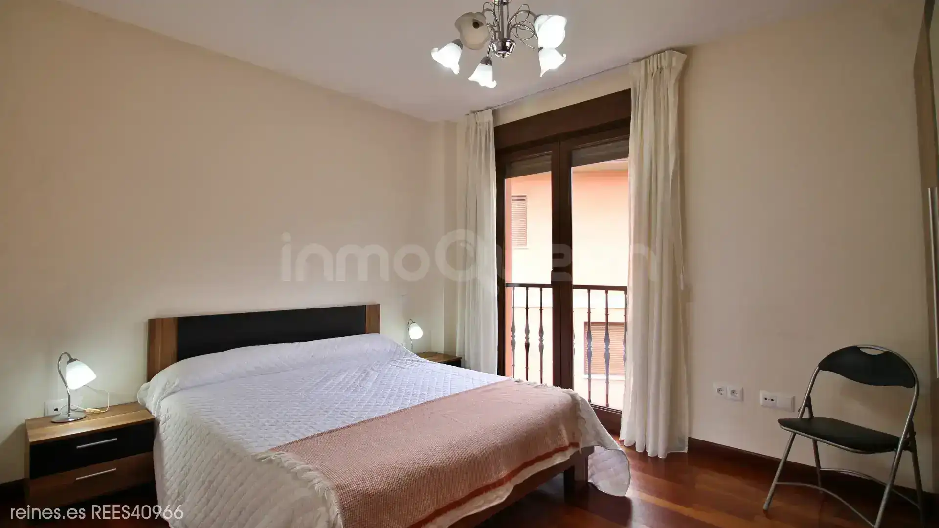 Habitación de Casa adosada en venta en Val de San Vicente , Cantabria
