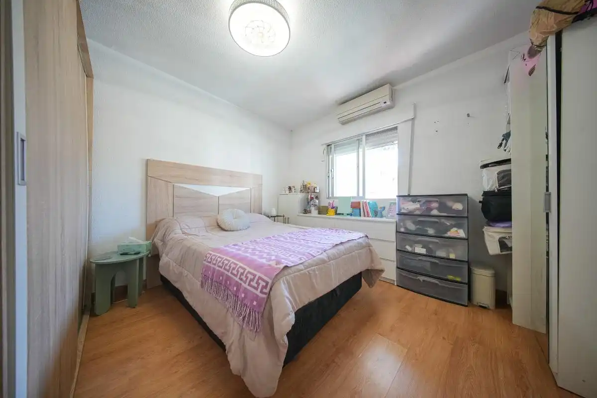 Bedroom of Flat for sale in Madrid  with Air Conditioner, Heating and Terrace