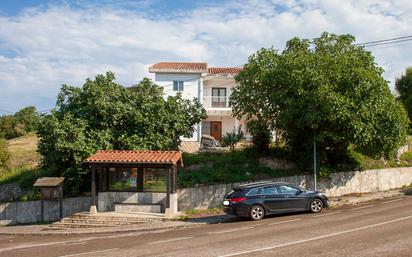 House or chalet for sale in Barrio Larteme, Valdáliga
