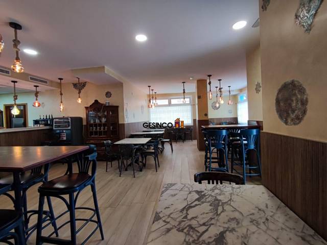 Local comercial en Venta en Piles