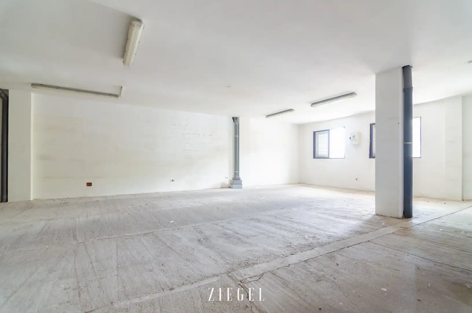 Commercial properties for sale in Las Palmas de Gran Canaria  with Air Conditioner