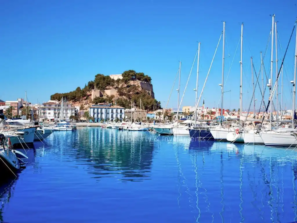 Exterior view of Houses for sale in Dénia