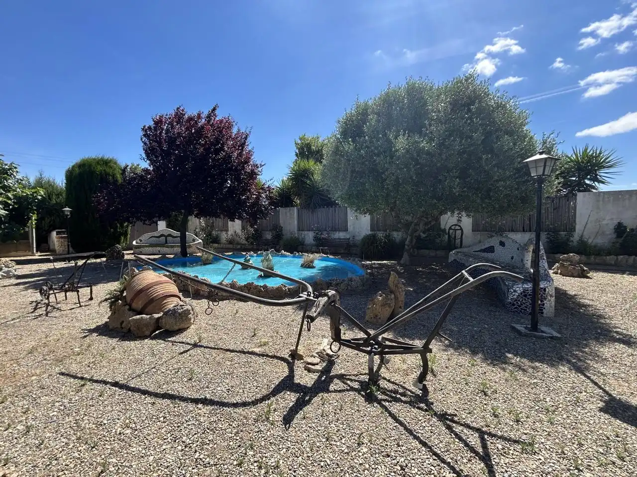 Country homes for sale in 0, Cascante