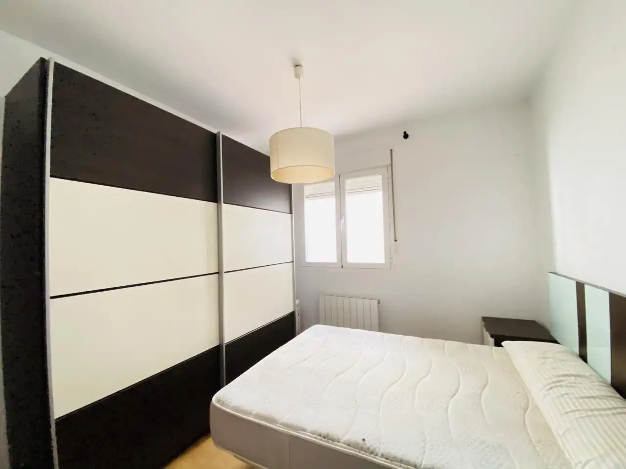 Schlafzimmer von Erdgeschoss zum Verkauf in Cájar mit Klimaanlage, Heizung und Terrasse