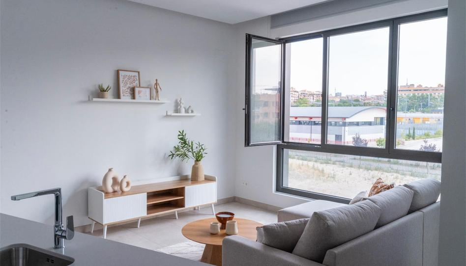 Foto 1 de vivienda de obra nueva en Piso de alquiler en Calle de la Jacaranda, 10, Delicias, Madrid