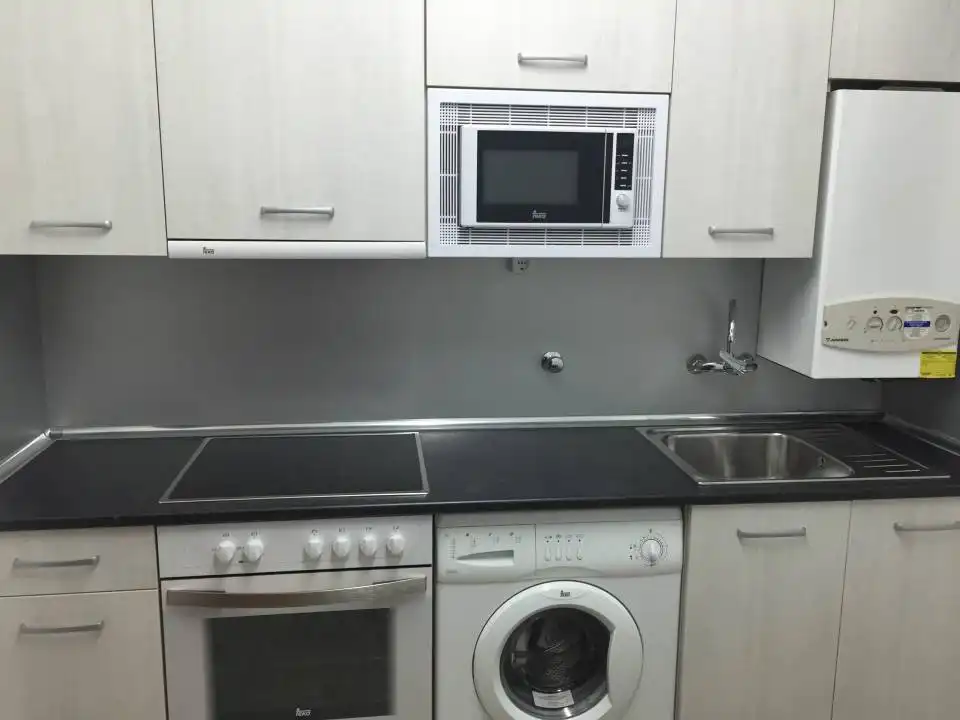 Flat for rent in Zarautz Kalea, Ibaeta