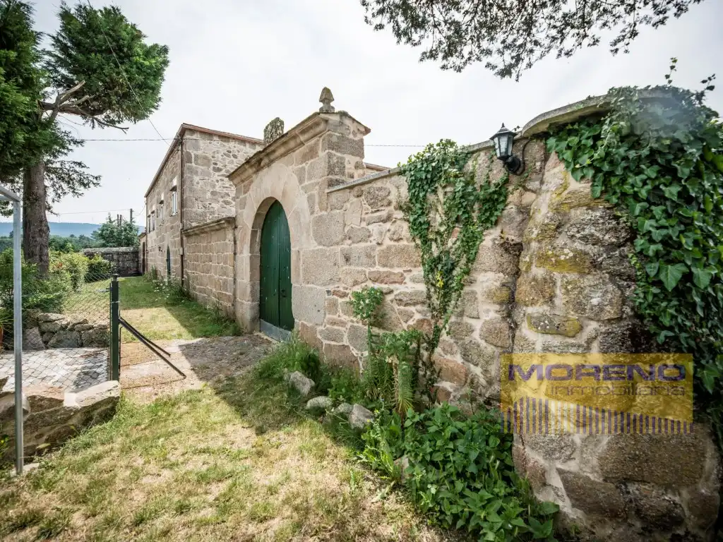 Local en venta en O Páramo