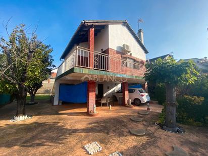 Vista exterior de Casa o xalet en venda en Piera amb Aire condicionat, Terrassa i Balcó