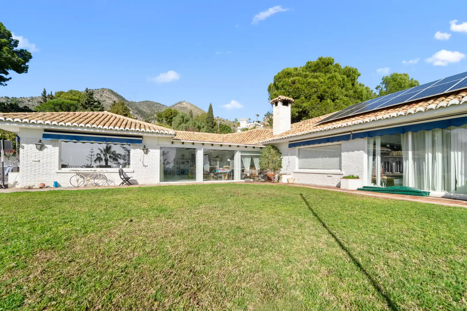 Jardín de Casa o chalet en venta en Benalmádena con Aire acondicionado, Jardín privado y Terraza