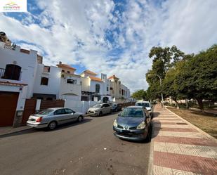 Exterior view of Single-family semi-detached for sale in Roquetas de Mar  with Air Conditioner, Heating and Terrace