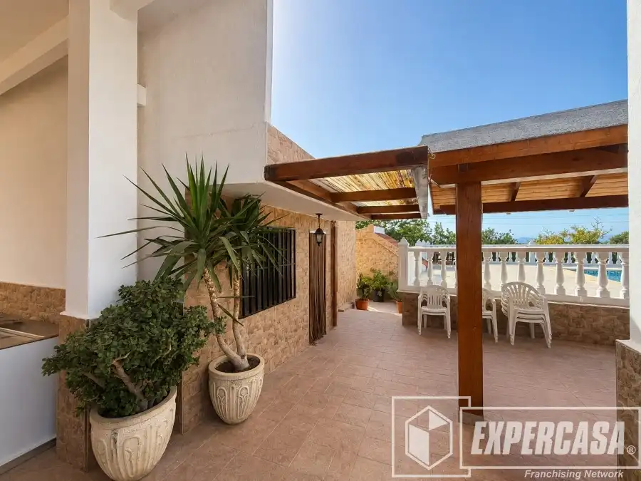 Terraza de Casa o chalet en venta en Llíria con Aire acondicionado, Trastero y Piscina
