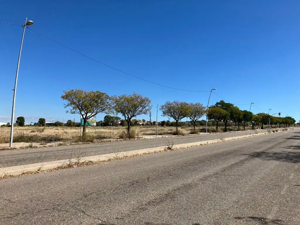 Terreny residencial en venda a Gran Via dels Mangraners