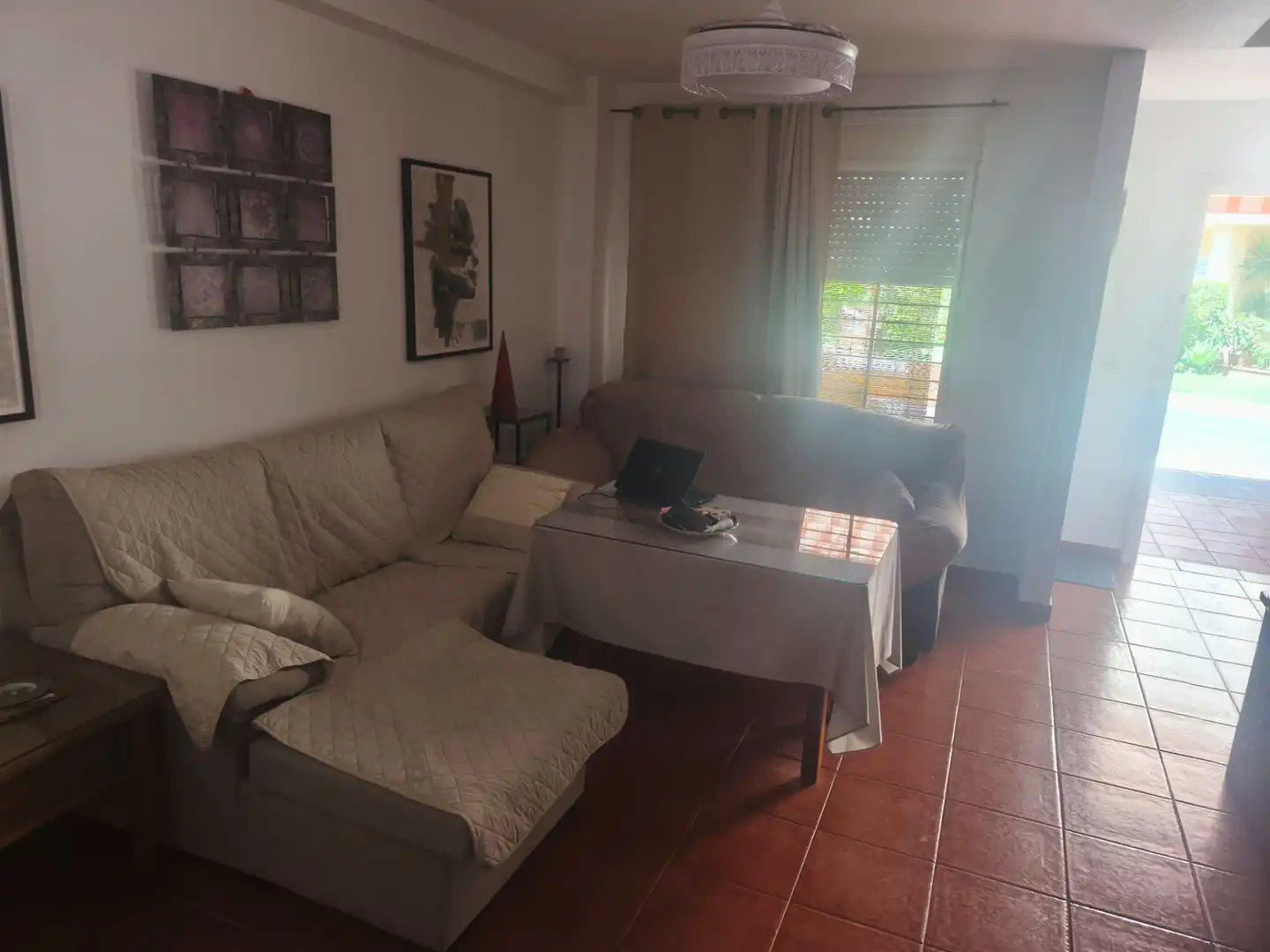 Sala d'estar de Casa adosada en venda en Islantilla amb Terrassa, Traster i Piscina comunitària