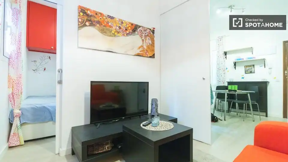 Habitació a Embajadores - Lavapiés