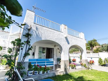 Villa con giardino in vendita a Calle Paris