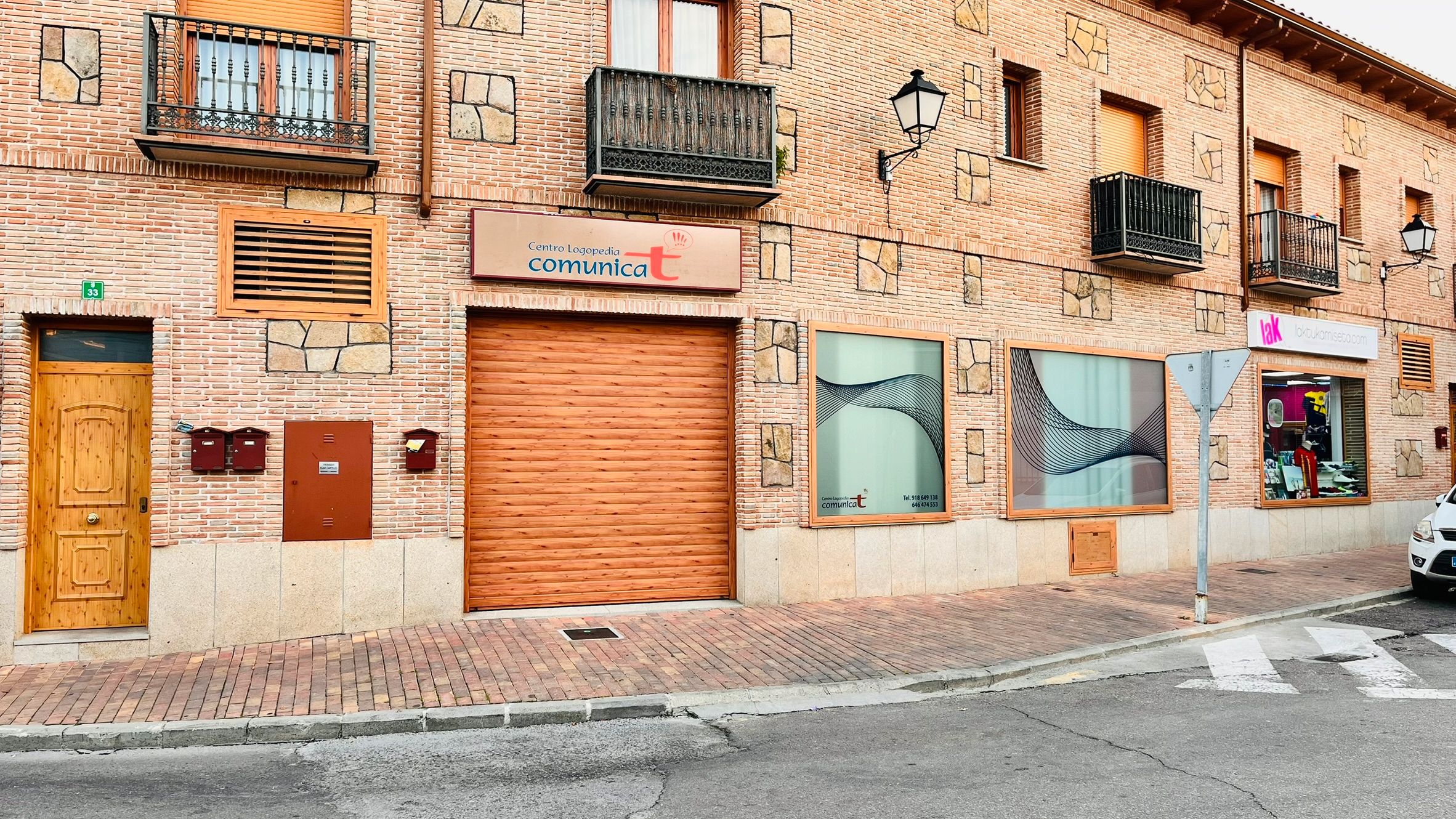 Local de lloguer a Avenida de la Constitución, 33, Villa del Prado