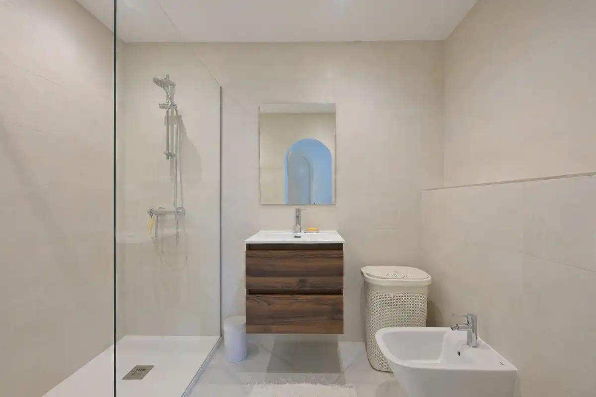 Baño de Casa o chalet en venta en Marbella con Terraza, Trastero y Piscina