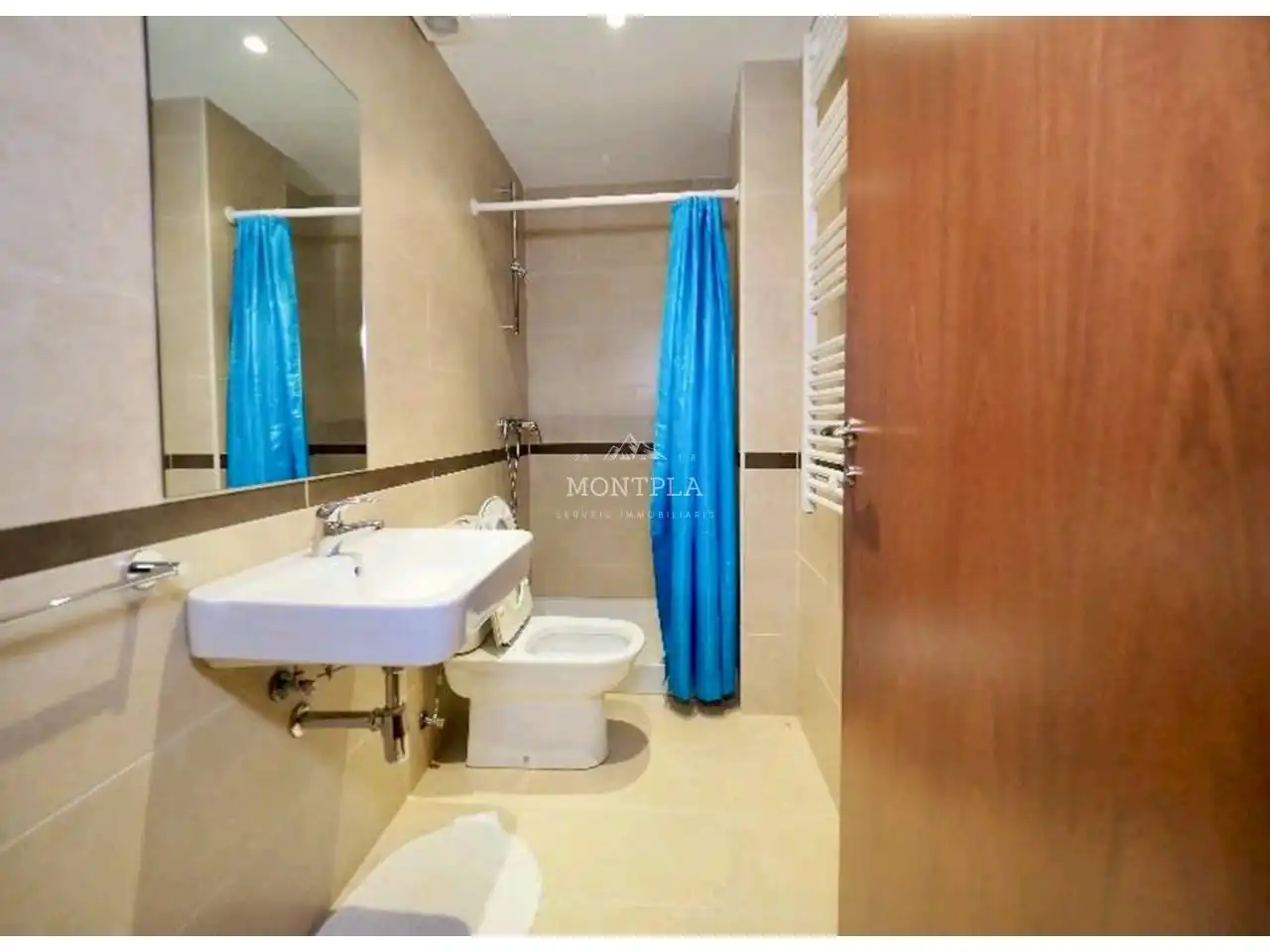 Badezimmer von Wohnung zur Miete in Canillo mit Heizung, Parkett und Abstellraum