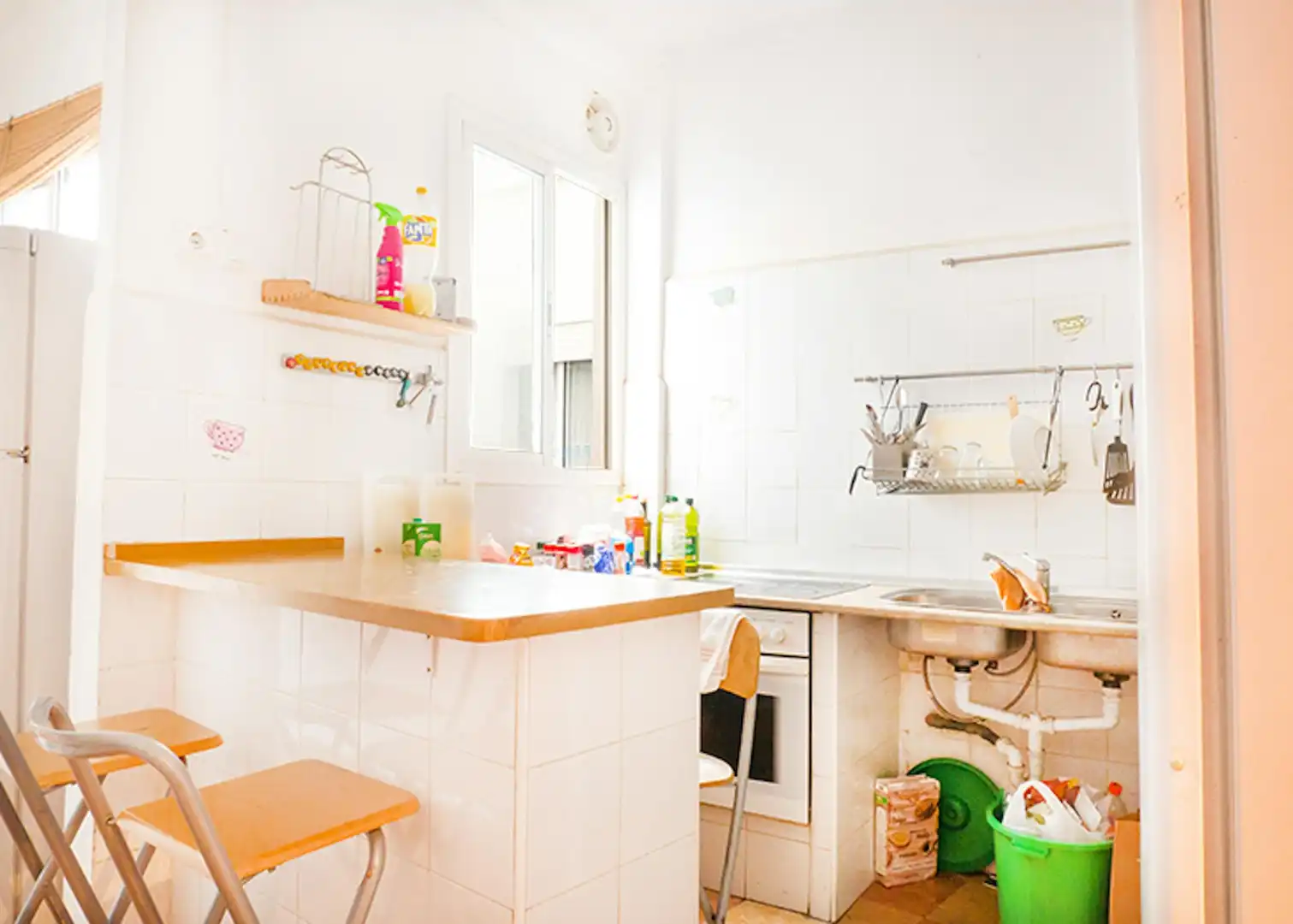 Cocina de Piso para compartir en Sevilla con Aire acondicionado, Amueblado y Lavadora