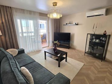 Apartamento con ascensor en venta en Calle la Loma 63