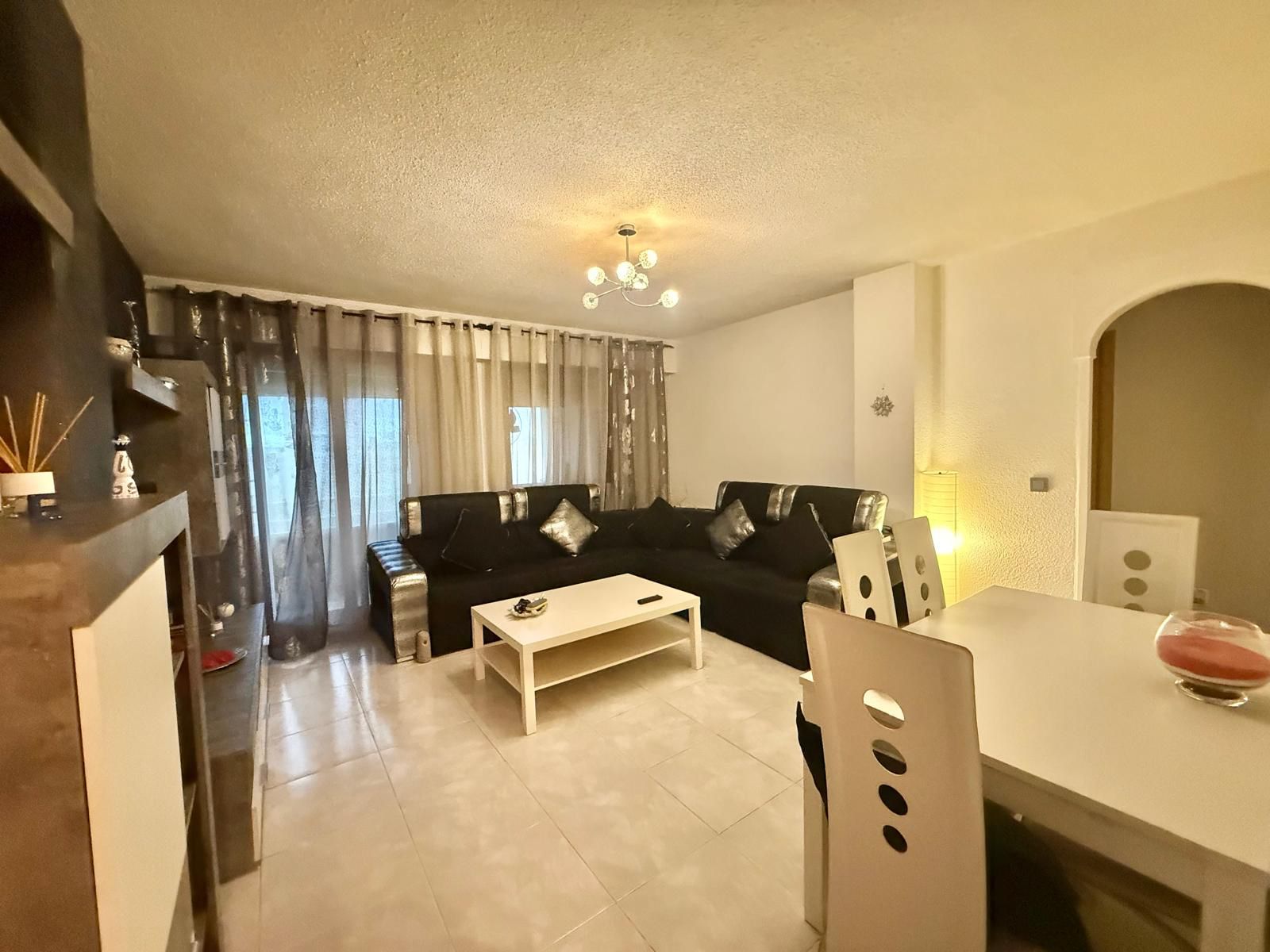 Sala de estar de Piso en venta en  Madrid Capital con Aire acondicionado, Calefacción y Terraza